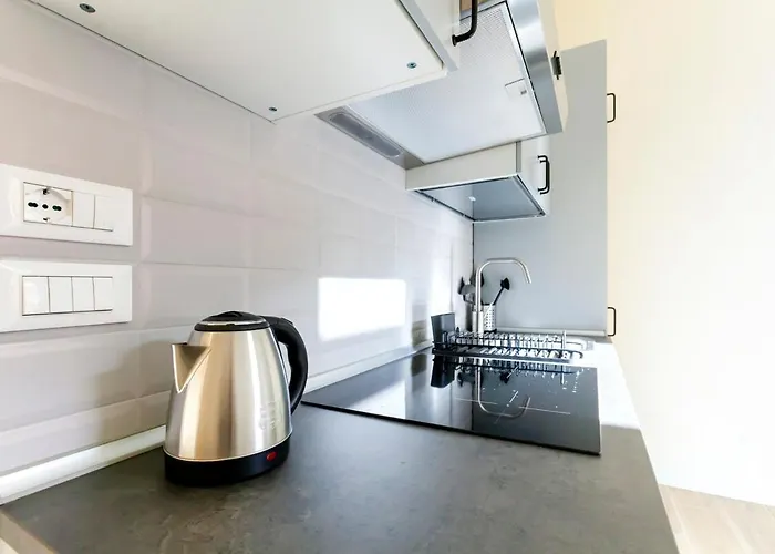 Trendy At Vatican Apartment *